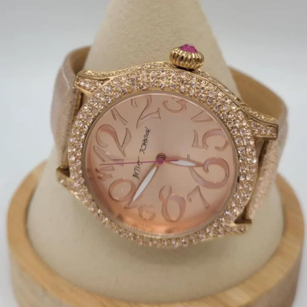 Betsey Johnson Rose Gold Watch with Crystal Bezel Leather Band NWOT!  Works!